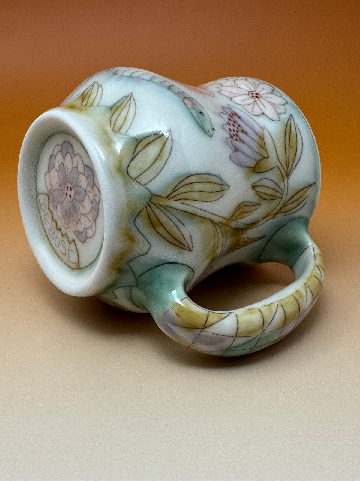 03_13oz Soft Snakes Mug 4" tall