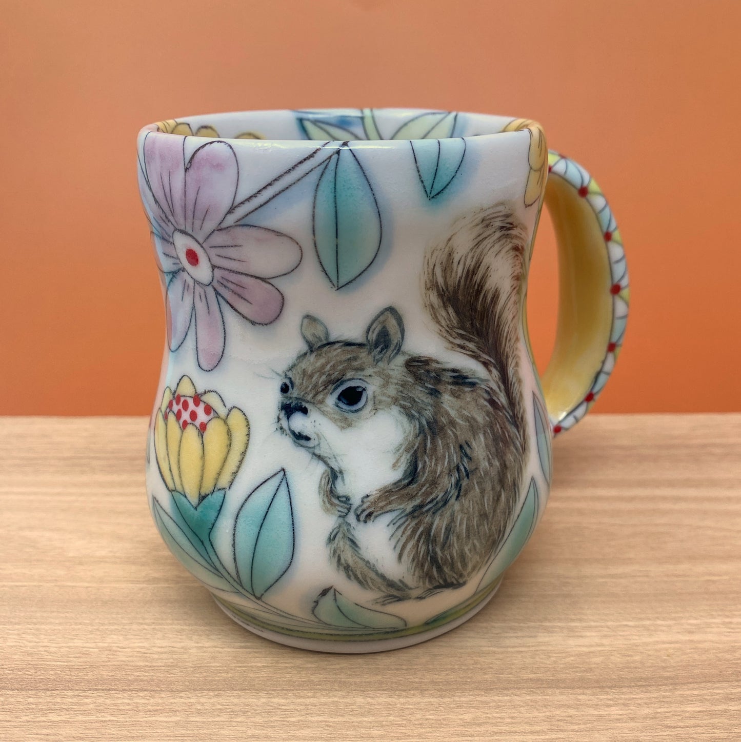 10_15oz Mug: Squirrels