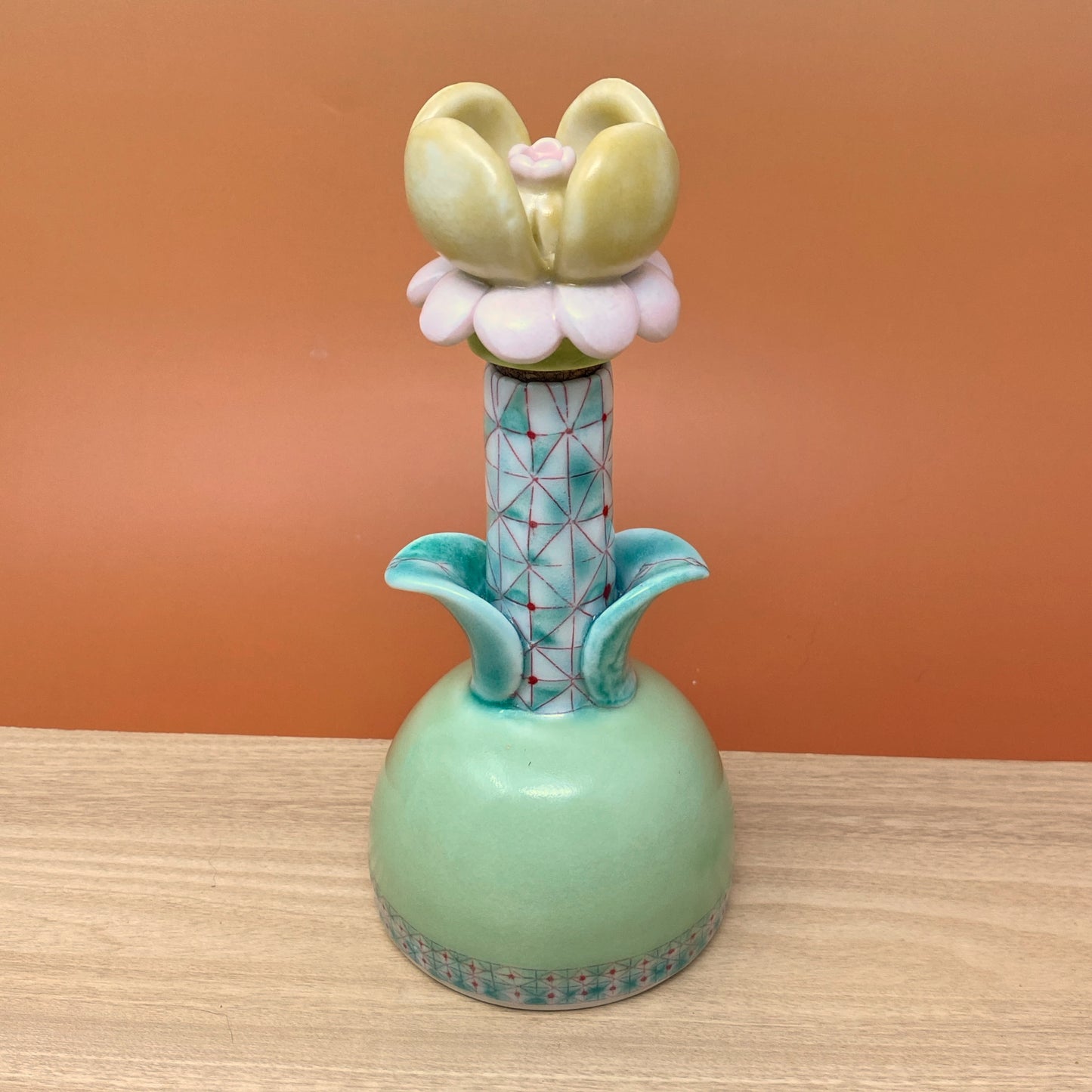 45_Flower Bottle/Vase