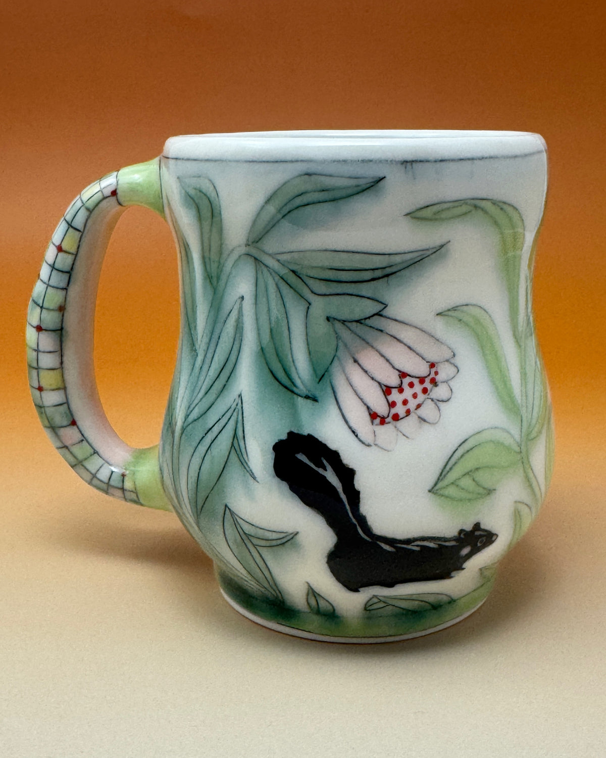 02_14oz Skunk Mug 4.25" tall