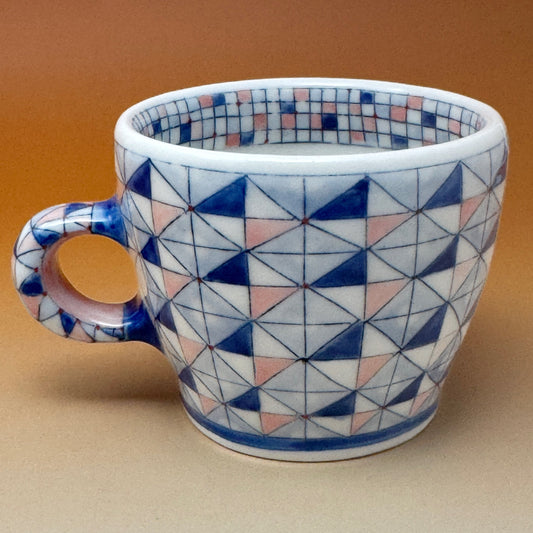 20_10oz Blue, White & Pink Pattern Mug