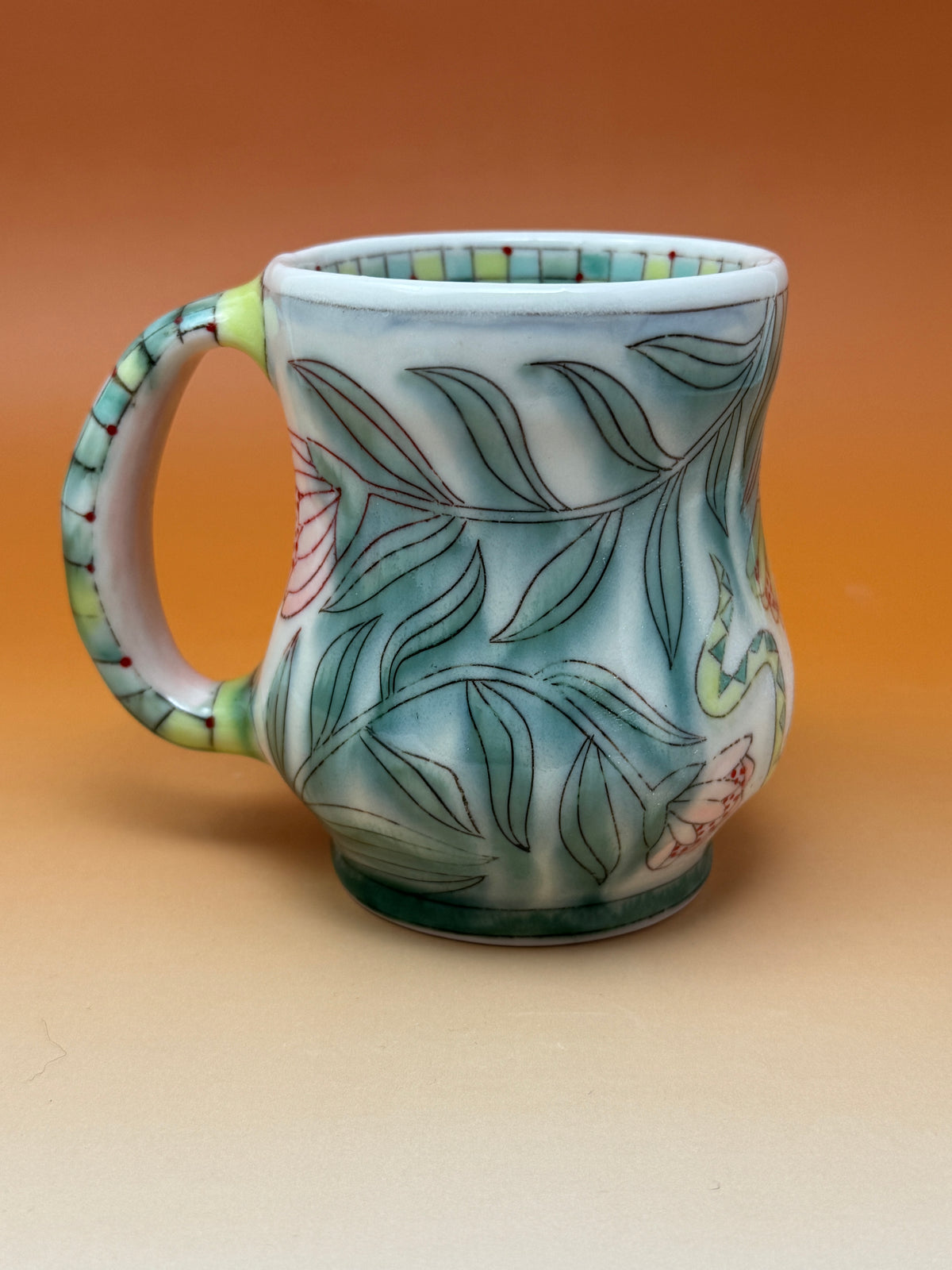 06_14oz Frog and Snake Mug 4.4" tall