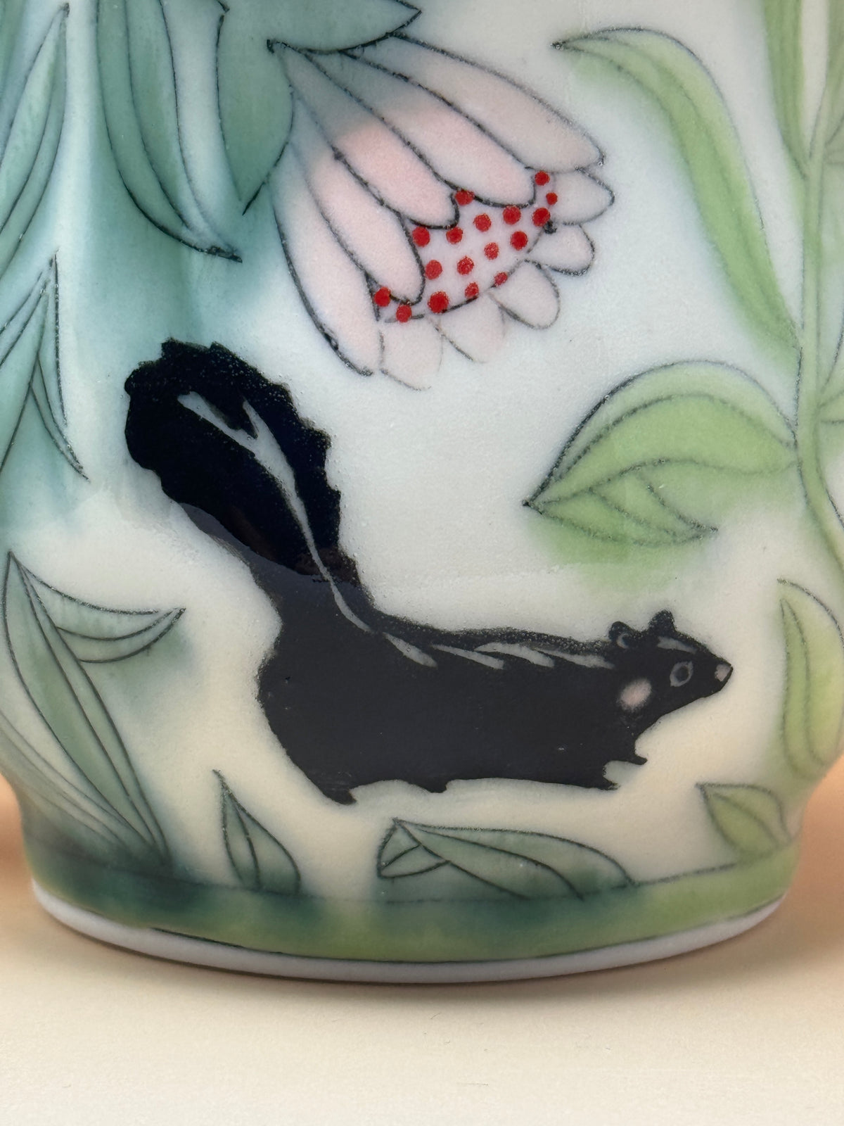 02_14oz Skunk Mug 4.25" tall