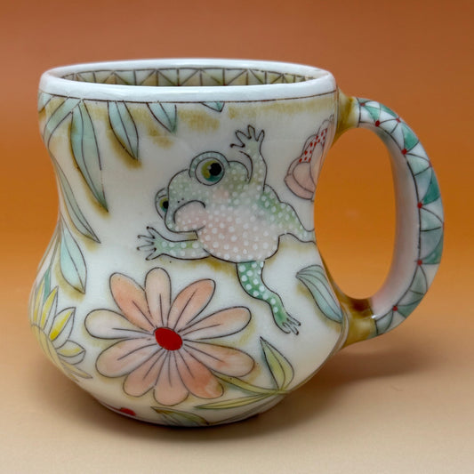 05_14oz Frog and Snake Mug 4" tall
