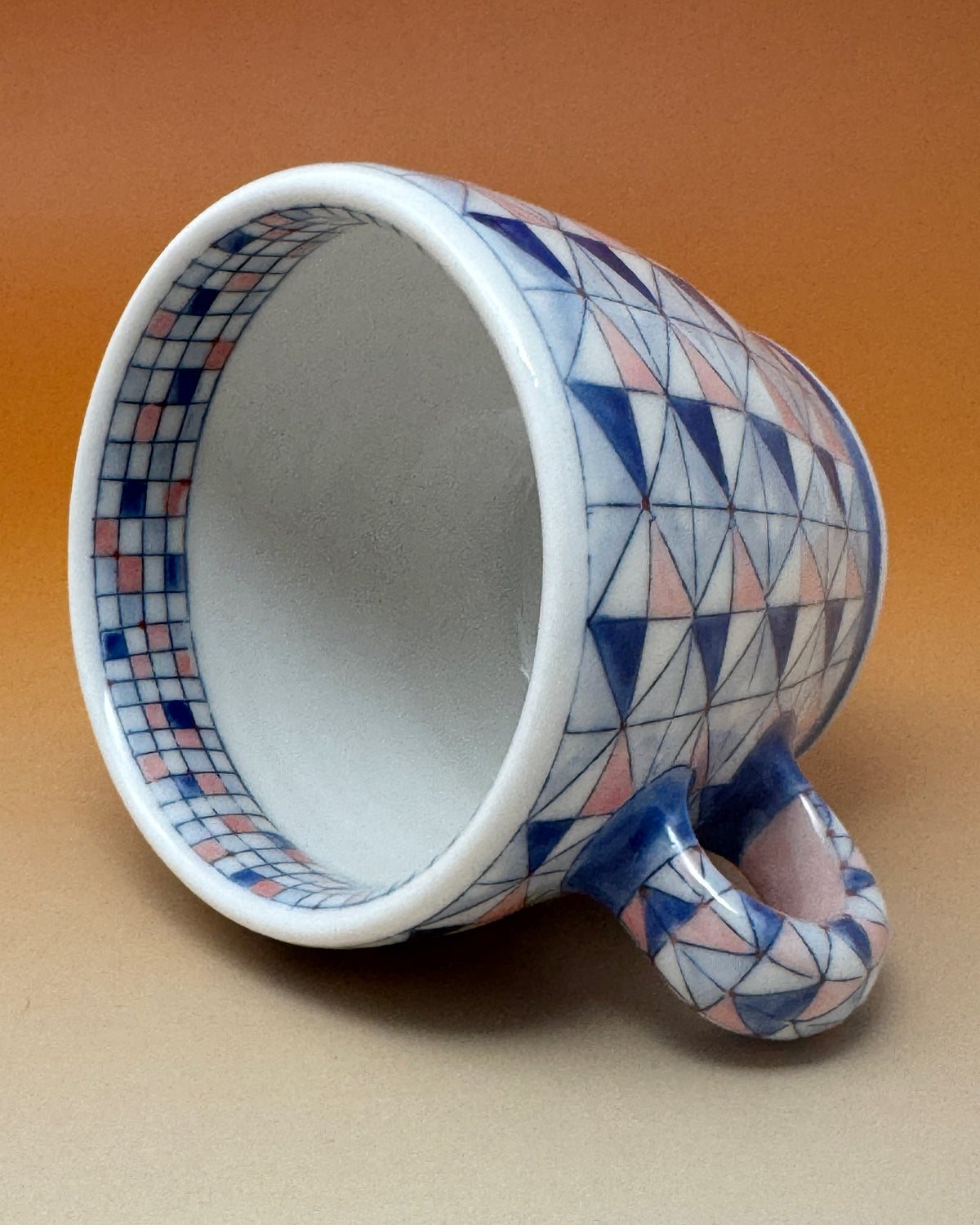 20_10oz Blue, White & Pink Pattern Mug 3" tall