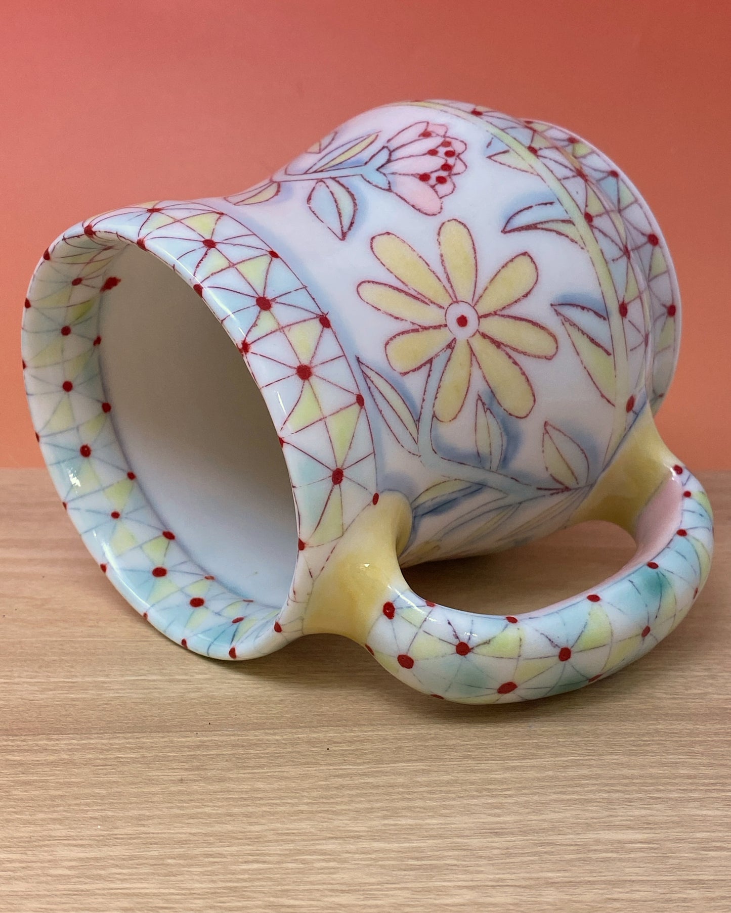 11_15oz Mug: Floral with Dots