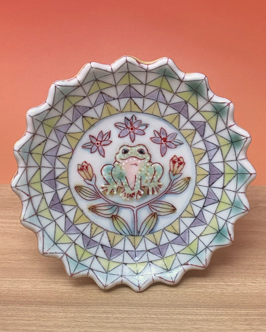 18_5.25” Small Plate: Frog