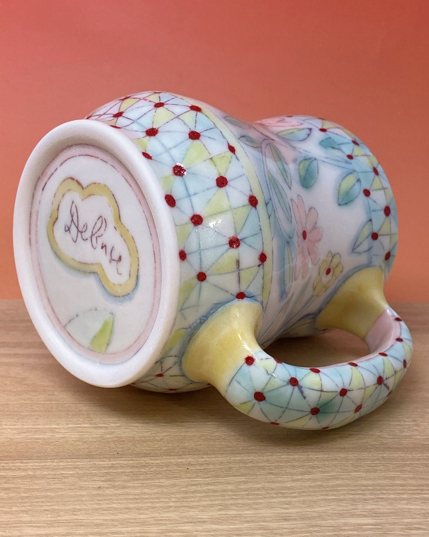 11_15oz Mug: Floral with Dots