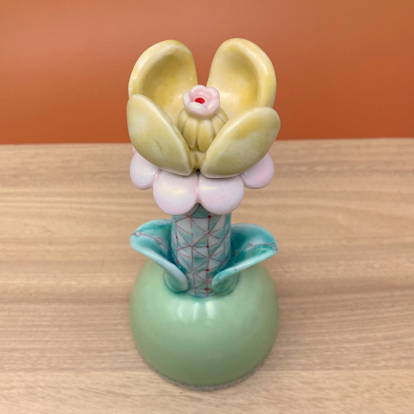 45_Flower Bottle/Vase