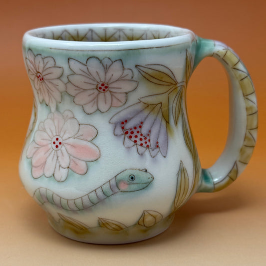 03_13oz Soft Snakes Mug 4" tall