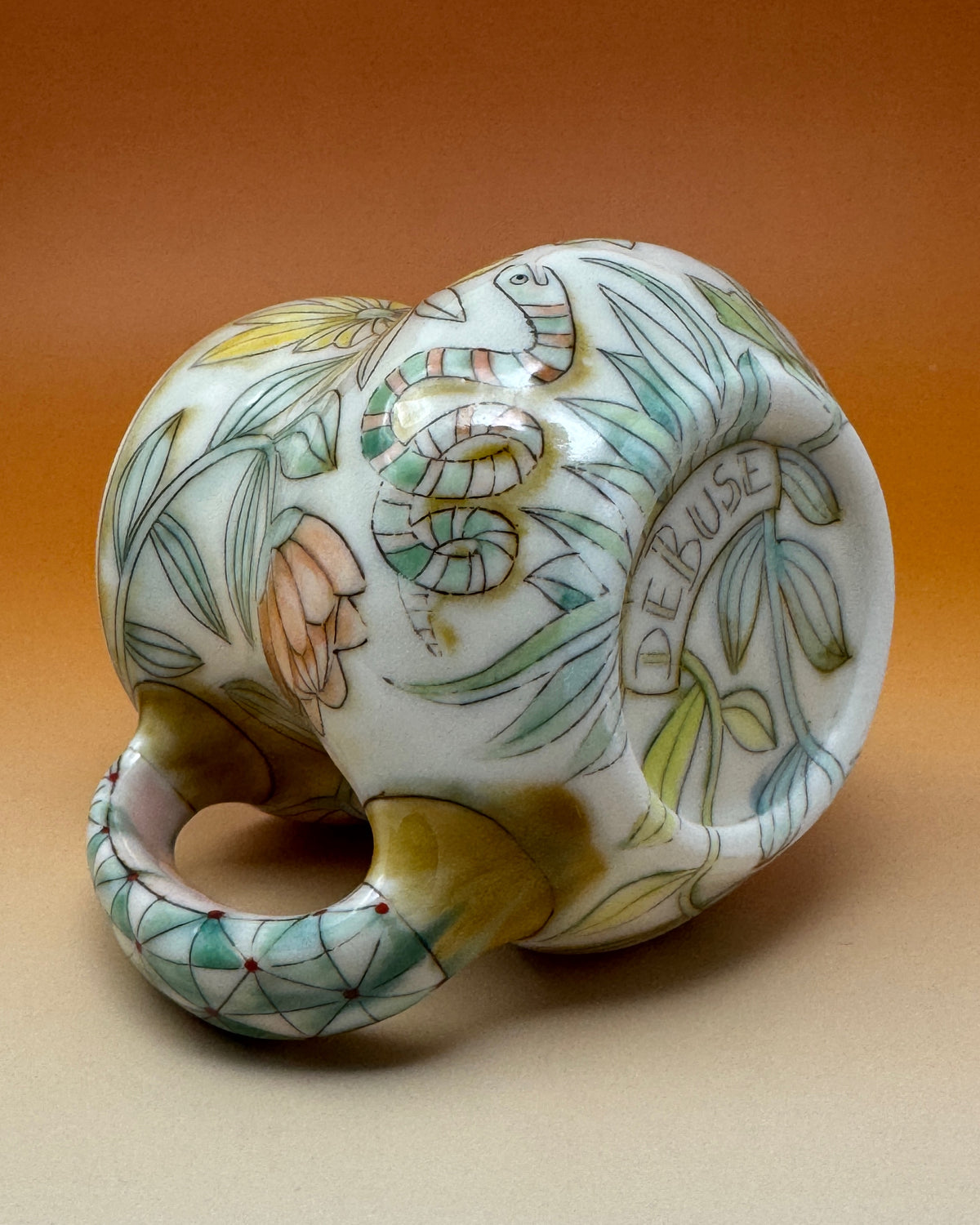 05_14oz Frog and Snake Mug 4" tall
