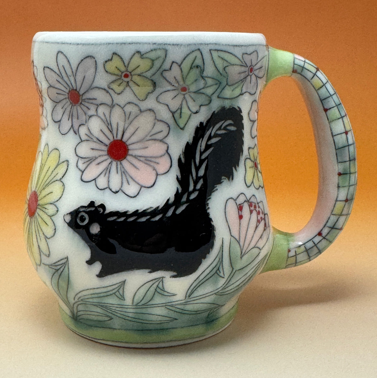 02_14oz Skunk Mug 4.25" tall