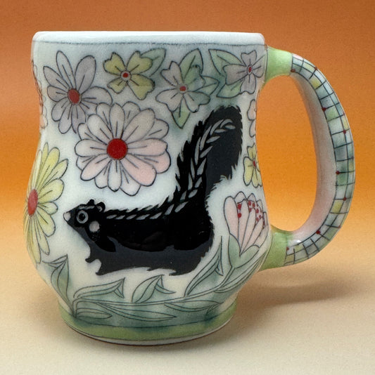02_14oz Skunk Mug 4.25" tall