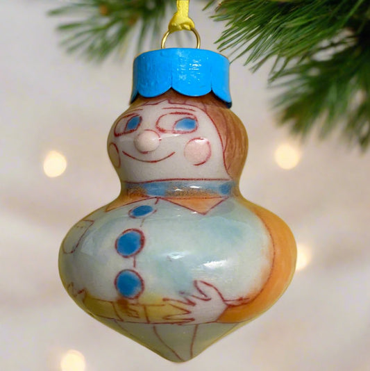 08a Double Figure Ornament