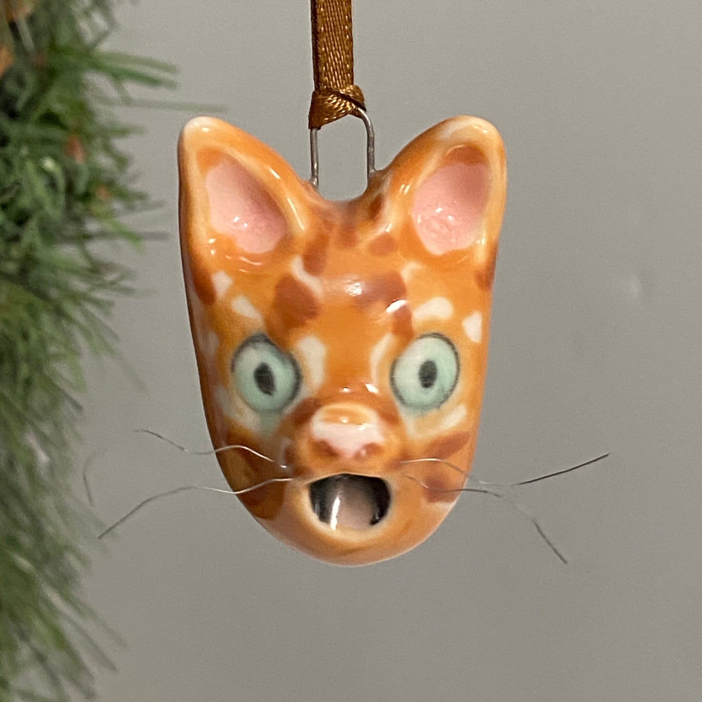 32G Cat Ornament